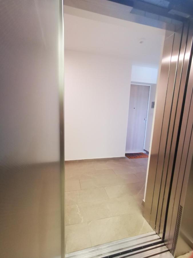 Ambassador Apartment 자다르 외부 사진